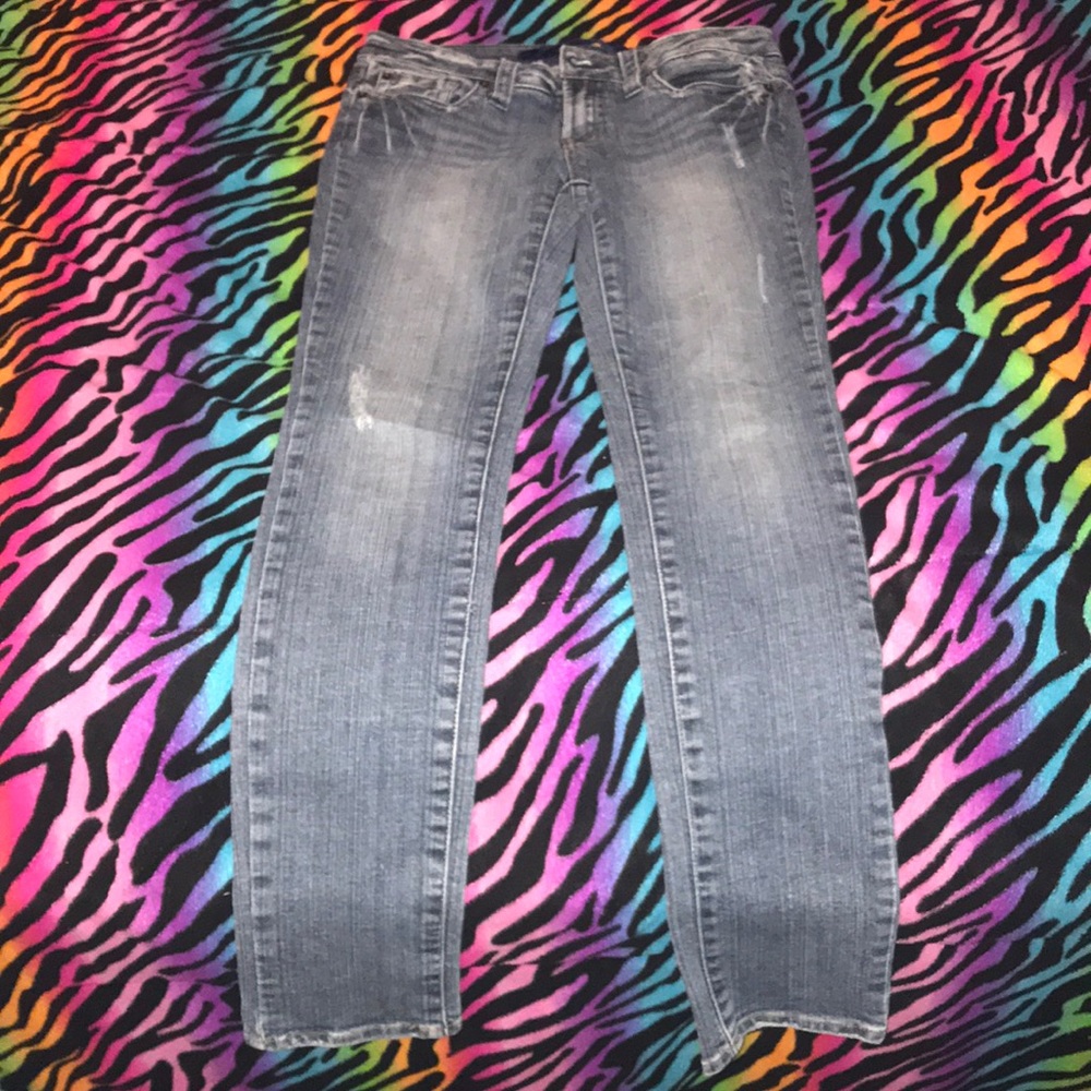 Tight skinny jeans